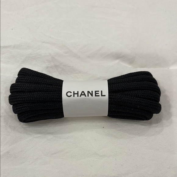 CHANEL Black Shoelaces - Picture 1 of 1